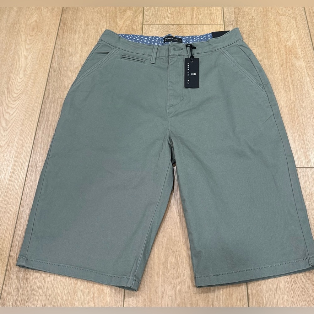 American Tall Men’s Shorts Size 32 Tall Green Flat Front Chino NWT